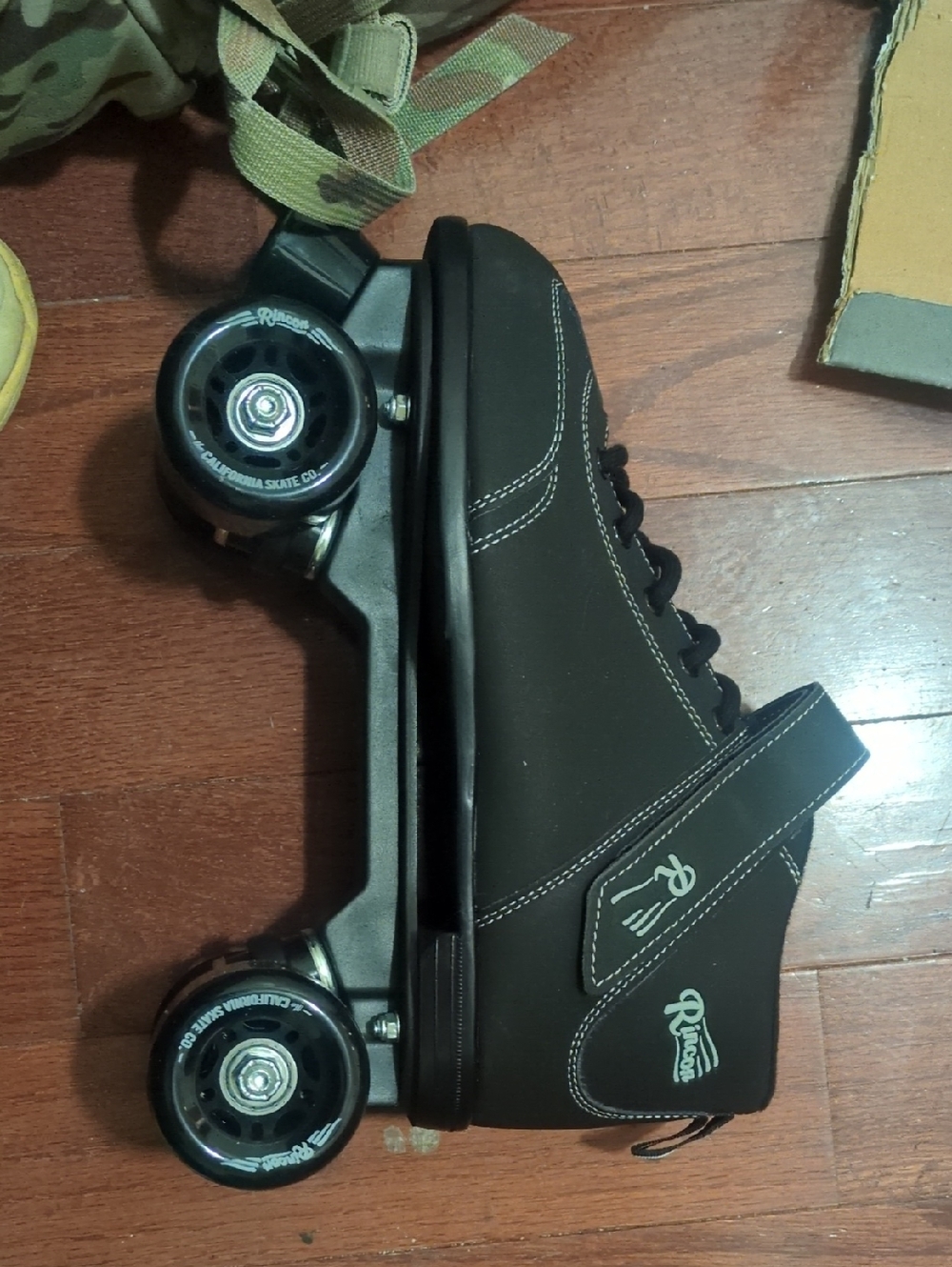 Riviera Men's Black High-Top Roller Skate